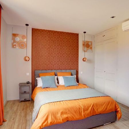 L'Amandine ,45 M2 Terrasse Et Garage Centre Ville Saint-Raphaël المظهر الخارجي الصورة